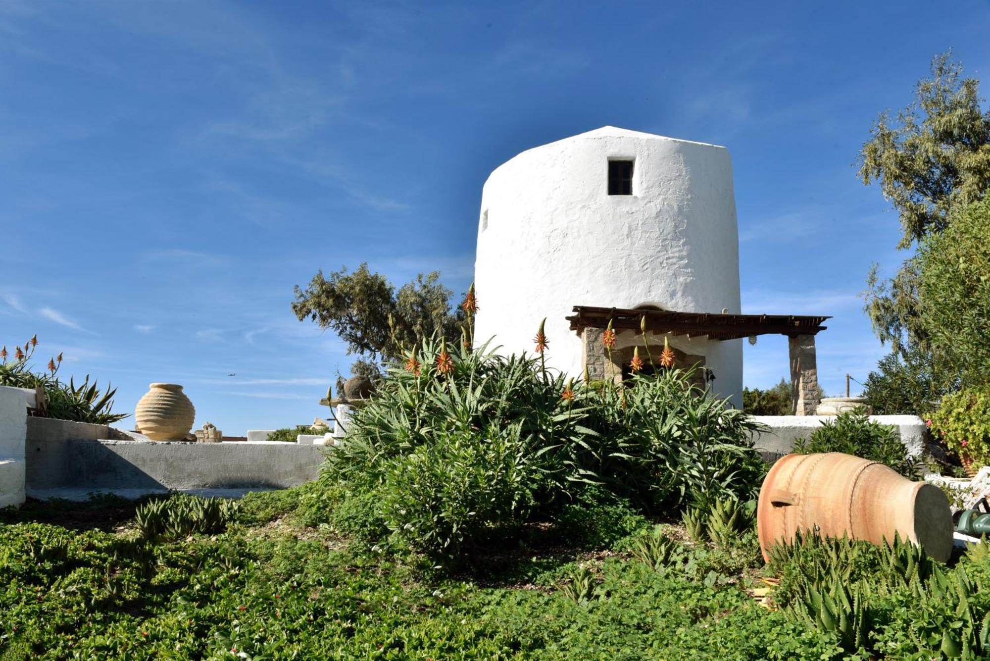 Anastasia'S Windmill And Anastasia'S Studio Plaka  Exteriör bild